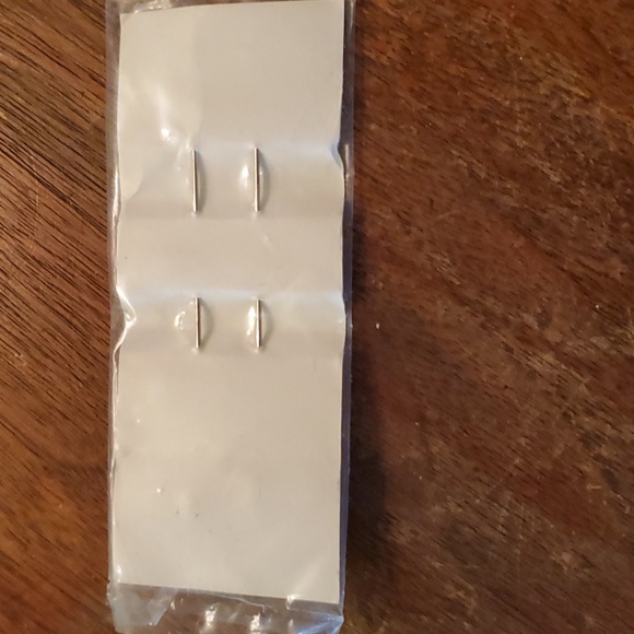 Vintage Ribbou Hat,  Hat Pins - Picture 4 of 4